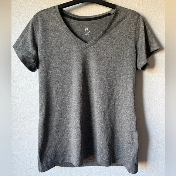 C9 by Champion Activewear Short-Sleeve V-Neck Shirt, Women's Medium, EUC - Picture 7 of 16